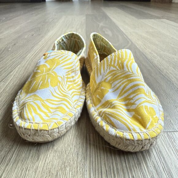 Ubuntu Life Shoes Women 8W Yellow Tropical Espadrille Flat Slip On Canvas - Picture 4 of 14